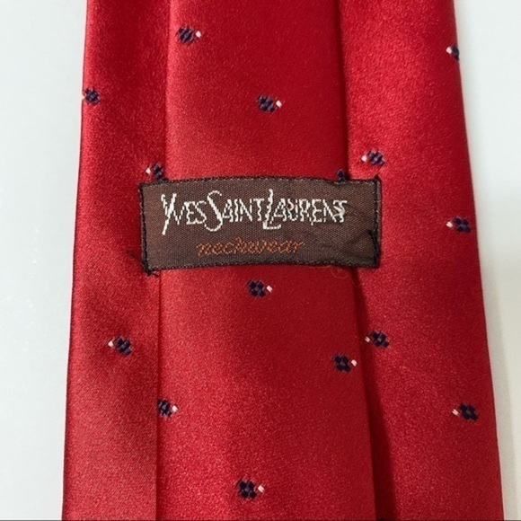 Yves Saint Laurent Vintage Silk Tie. - Picture 1 of 2